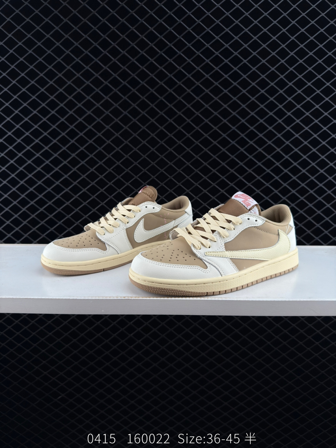 Travis Scott x Air Jordan 1 ” Reverse Mocha “